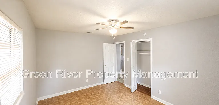 8910 Adams Ave — Photo 12