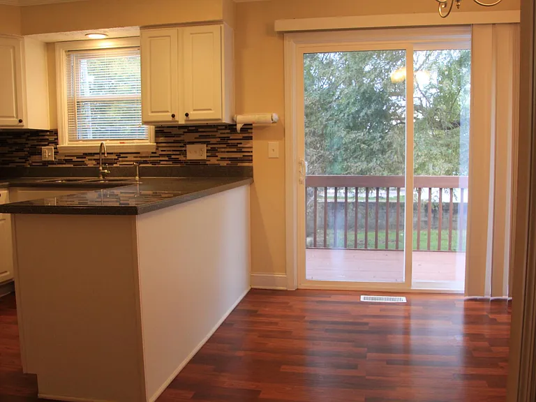 3499 Sunset Dr — Photo 5