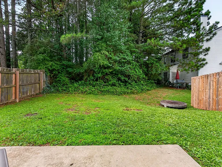 5495 Hampton Ct — Photo 31