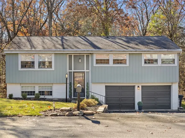 3000 Vermeer Dr, Allison Park, PA 15101