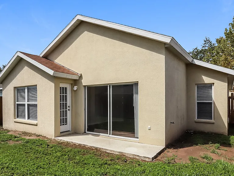 7858 Bristol Park Dr — Photo 15
