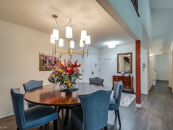 3rd image of 171 Court Dr APT 303