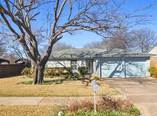 1216 Patrick St, Crowley, TX 76036