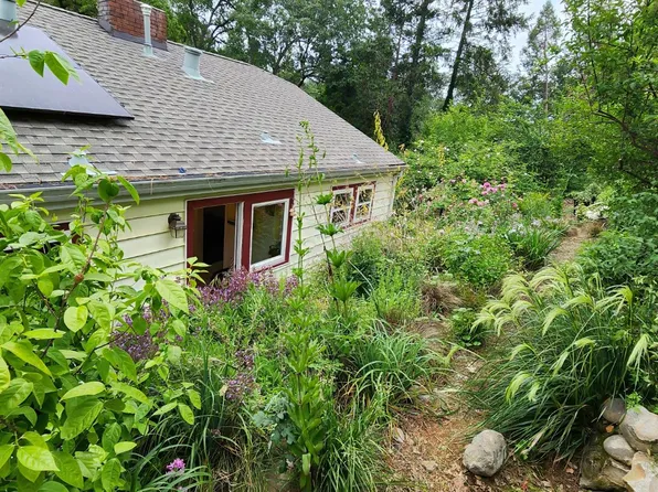 894 Hillcrest St, Placerville, CA 95667