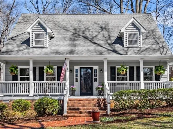 3804 Rock Haven Dr, Greensboro, NC 27410