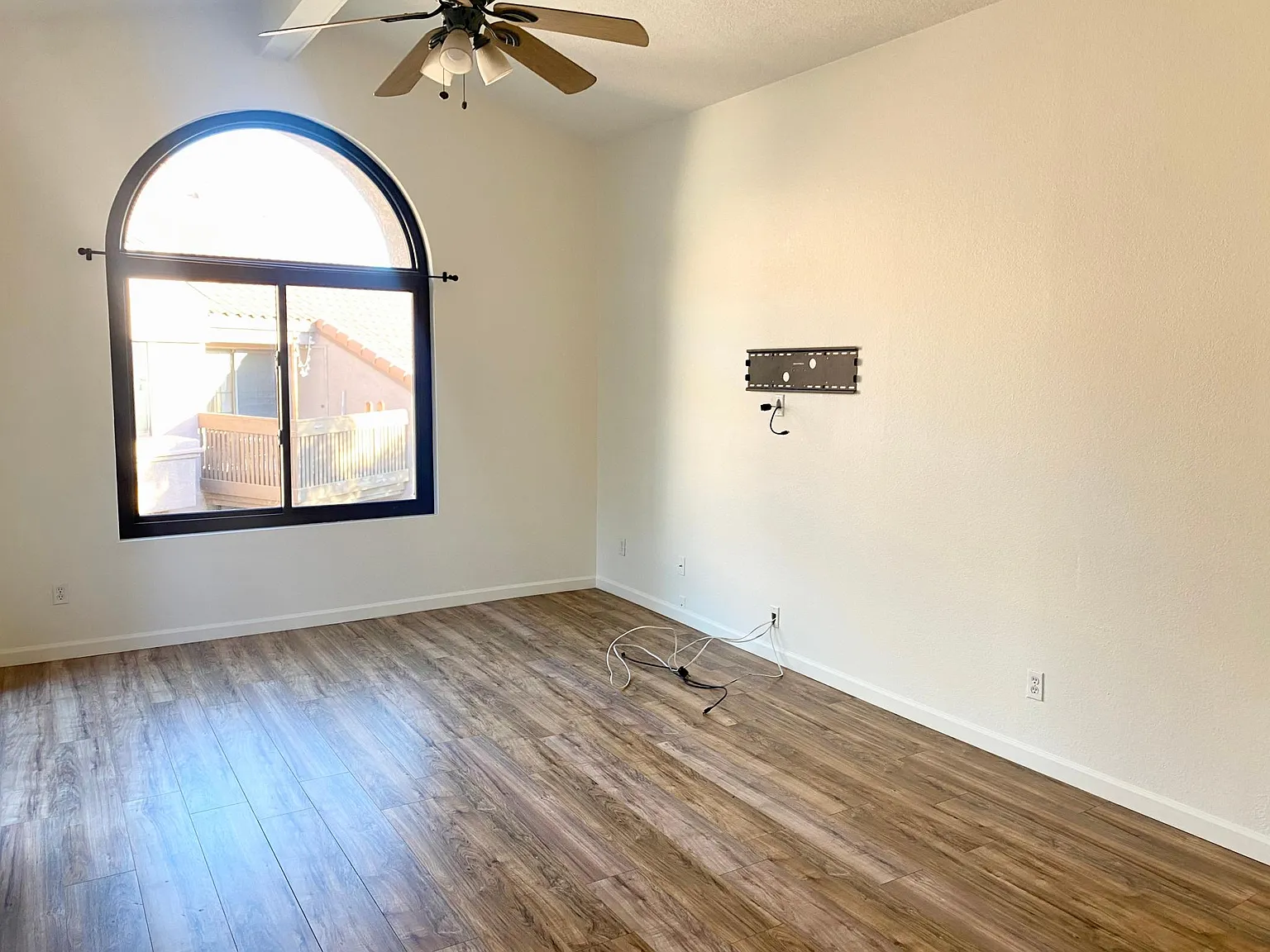 2 bed, 1140 sqft, $1,895 — Photo 3