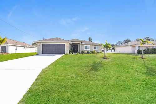 347 Pinehurst Ave Photo 1