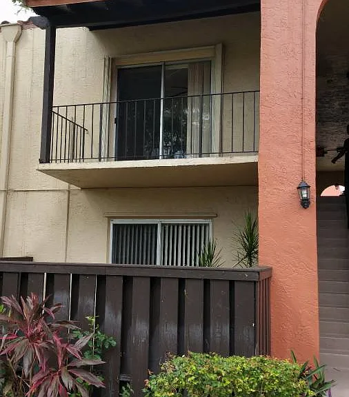 10786 N Kendall Dr #D14 — Photo 11