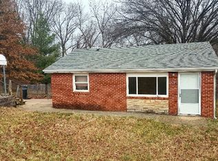 1011 Hospital Rd, Waynesville, MO 65583