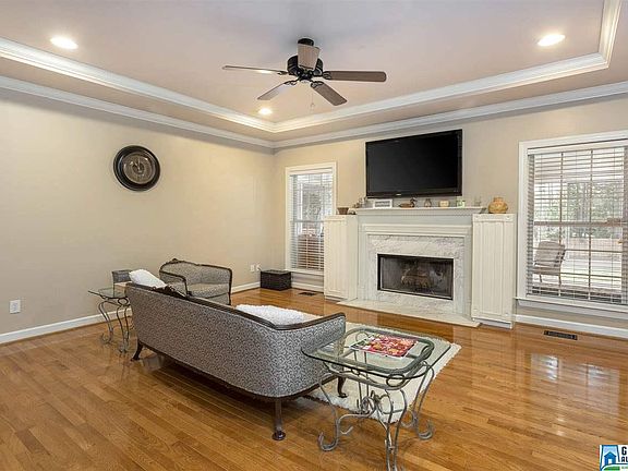 3rd image of 8075 Carrington Dr