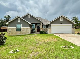 116 Great Oaks Blvd, La Vernia, TX 78121