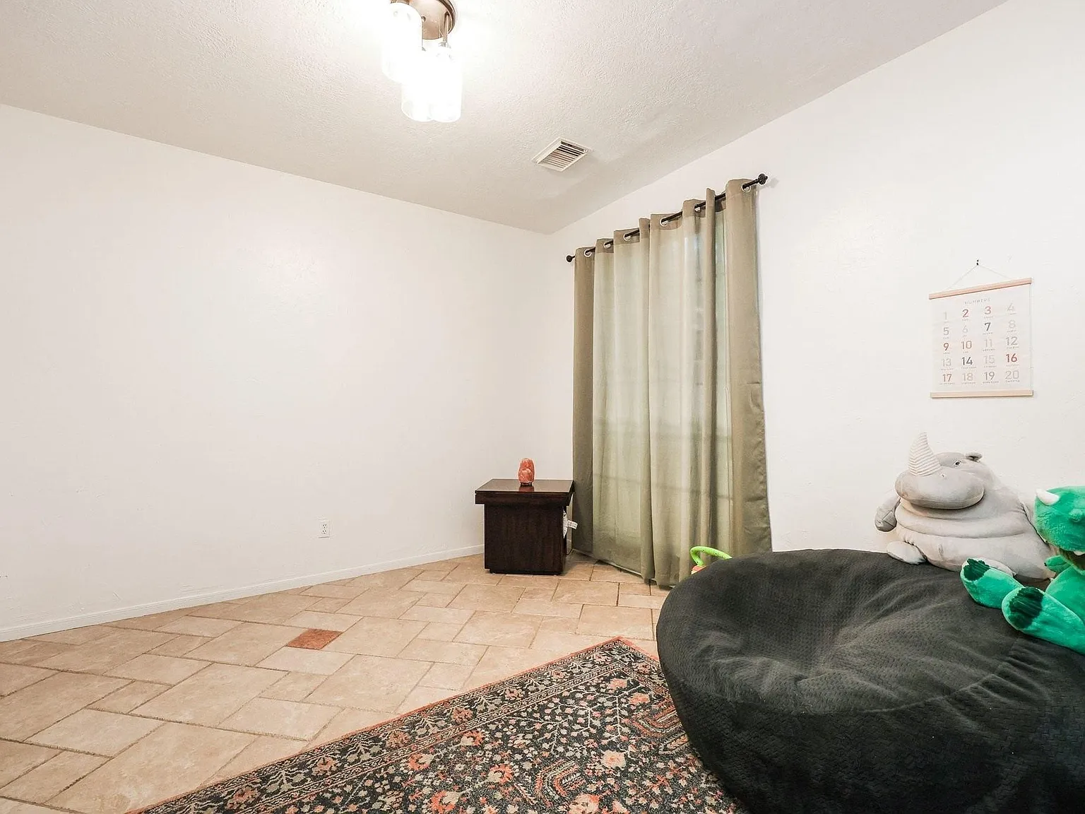 2 bed, 2.5 bath, 1773 sqft, $2,200 — Photo 4