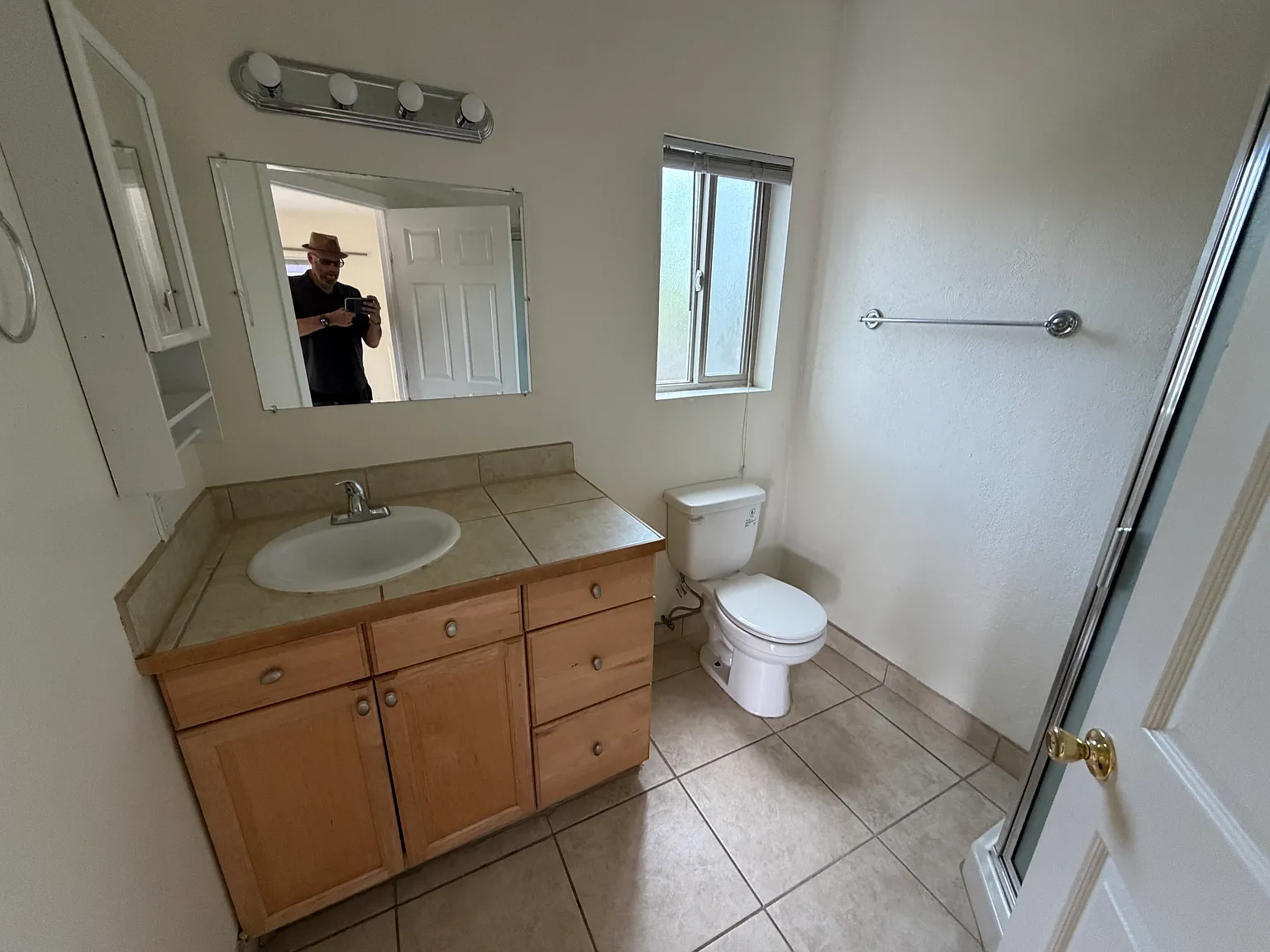 Studio, 350 sqft, $1,400 — Photo 4