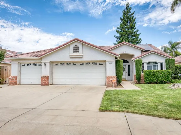 1692 E Waterford Ave, Fresno, CA 93720