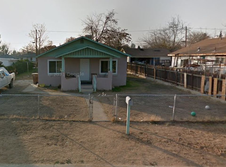 2nd image of 411 Troy St
