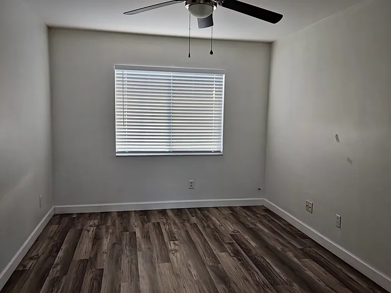 13220 Prestwick Dr — Photo 20