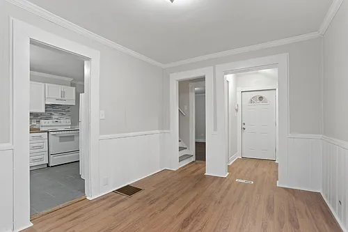 393 Huntington St Photo 1