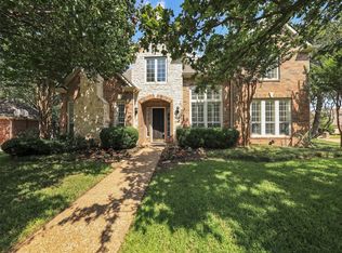 809 Heatherglen Ct, Southlake, TX 76092