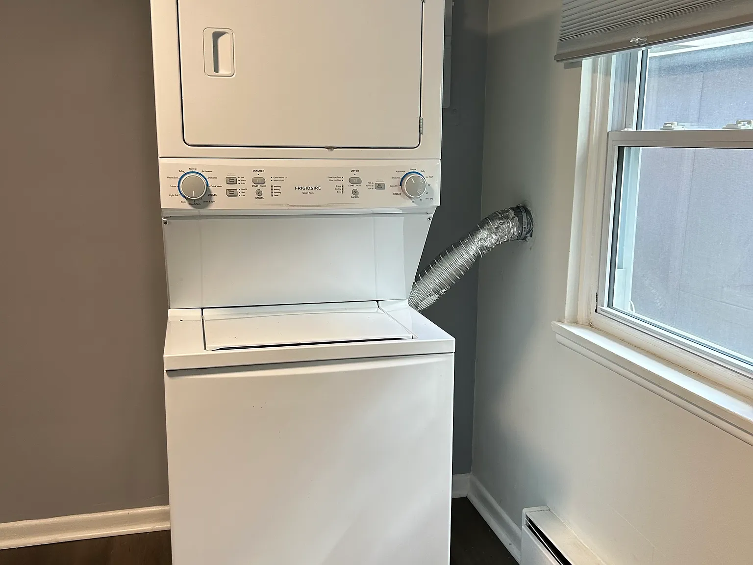 1 bed, 750 sqft, $1,050 — Photo 4