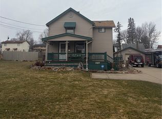 537 7th St, Struthers, OH 44471