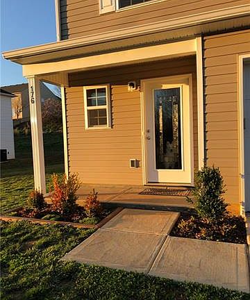 5th image of 176 Altondale Dr