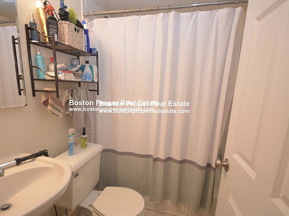 79 Phillips St. #1 Boston - Beacon Hill Unit Photo 4