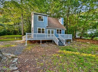 6132 Cumberland Rd, Tobyhanna, PA 18466