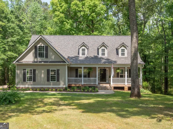80 Walton Place Dr, Newnan, GA 30263