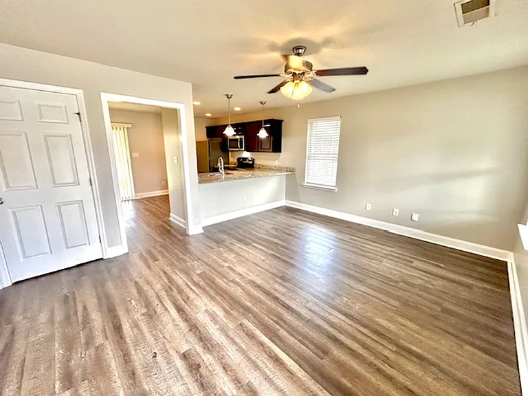 1089 Burwell Rd — Photo 25