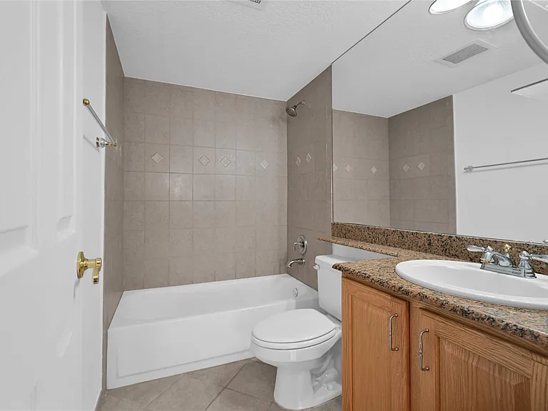 1515 E Broward Blvd #126 — Photo 27