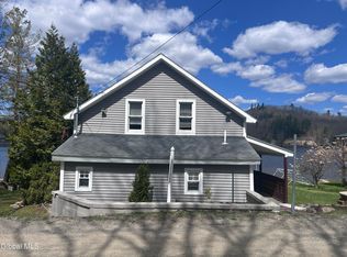 232 Fulton Rd, Caroga Lake, NY 12032