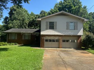 6778 Vic Ar Rd, Doraville, GA 30360