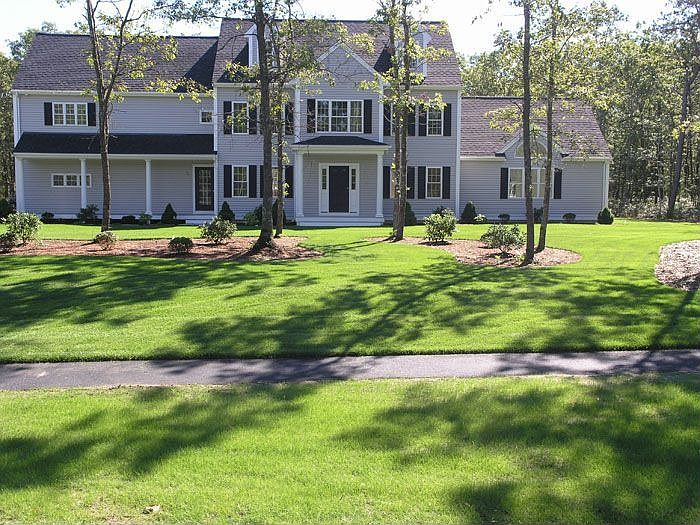 1st image of 21 Rollingwood Ln