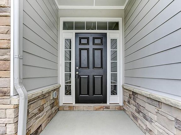 3rd image of 5015 Long Meadow Dr