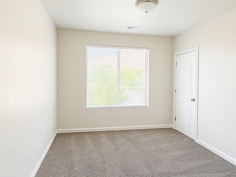 426 W 200th St N #307 — Photo 9