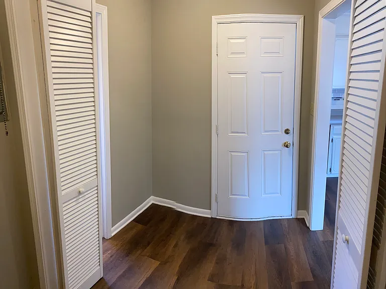 112 Stonecreek Dr #A — Photo 12