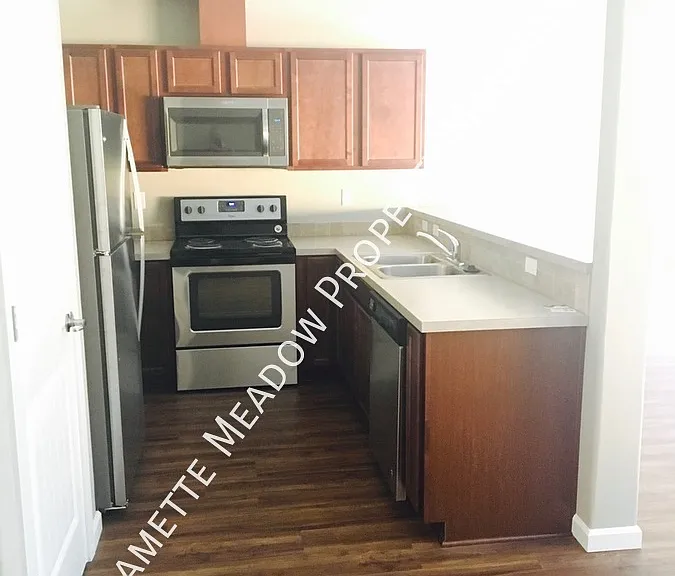 1420 Marigold Dr — Photo 9