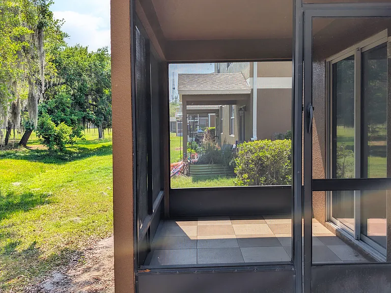 2281 Betsy Ross Ln — Photo 29