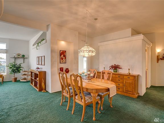 5th image of 572 Canyon Dr