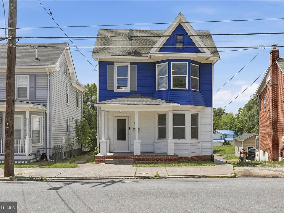 1st image of 516 N High St