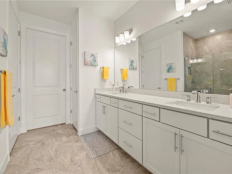 17434 Caravita Ln — Photo 13