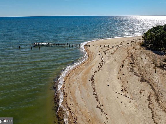 2nd image of 50645 Holly Point Rd