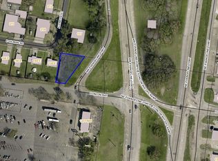 1229 NW Evangeline Thru, Lafayette, LA 70501
