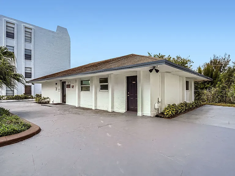 Viewmax Apartments — Photo 17