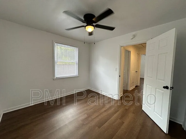 1319 Hendrix St — Photo 13