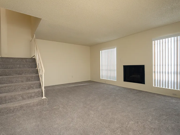 14108 Clarkdale Ave — Photo 6