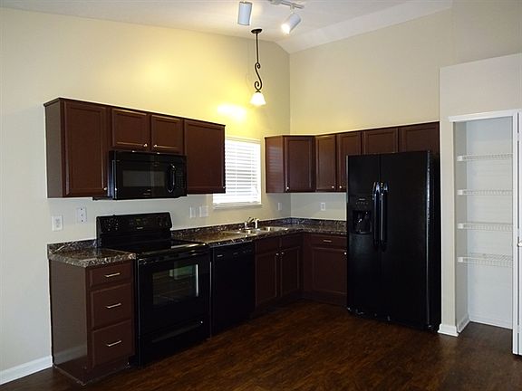 4th image of 6795 N Abilene Way