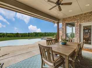 300 Judd Rd, Van Alstyne, TX 75495