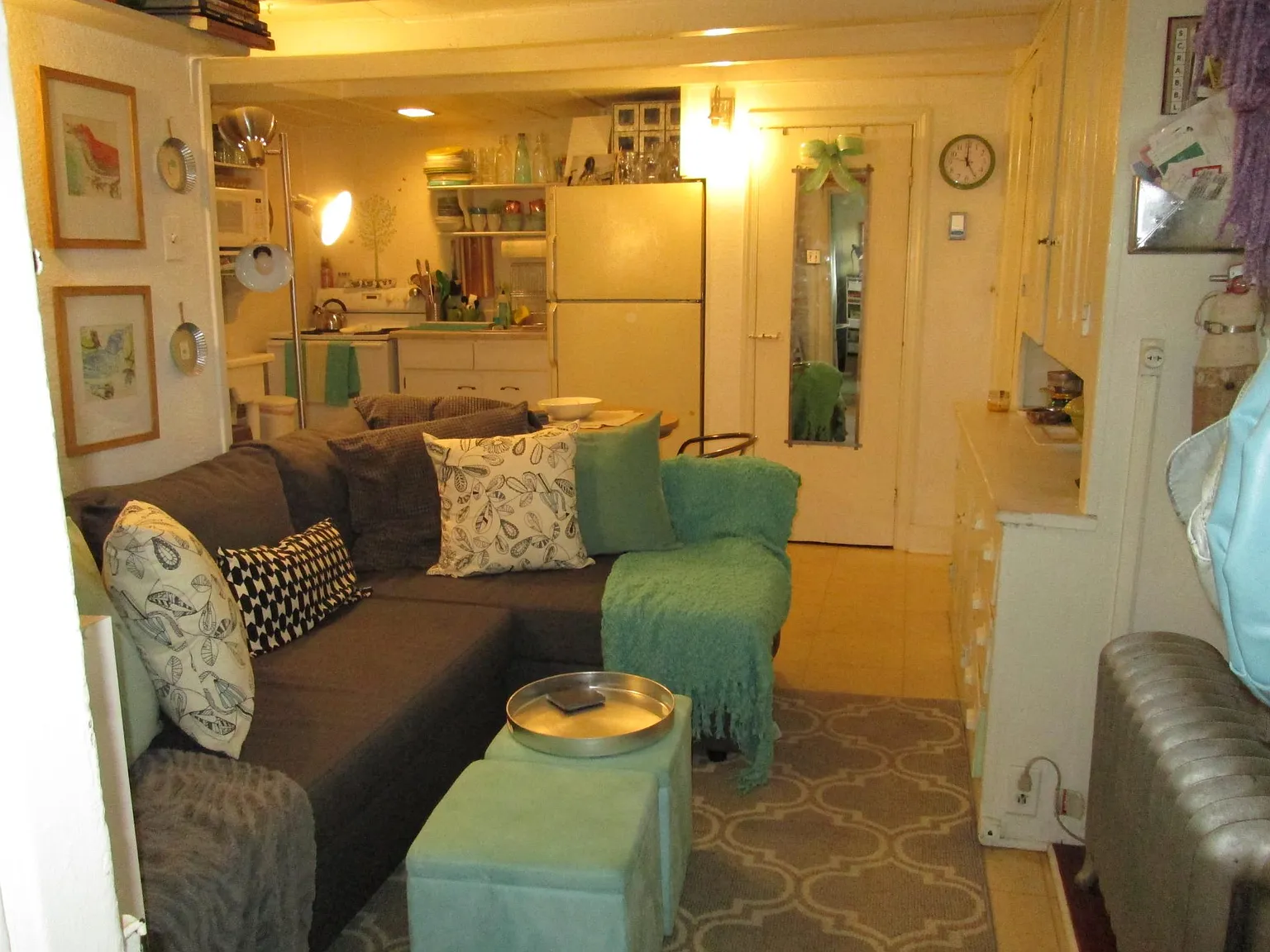 77 E Oakland Ave — Photo 2