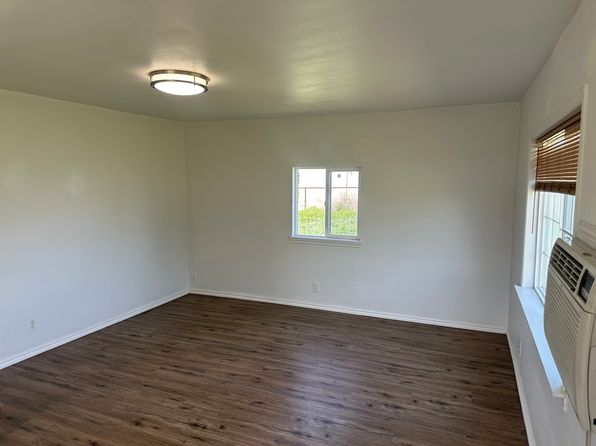 3060 Outlook Rd, Sunnyside, WA 98944